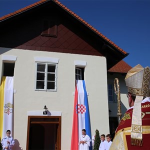 Biskup Šaško blagoslovio Spomen-dom bl. Alojzija Stepinca u Krašiću